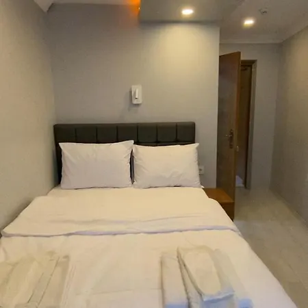 Riverland Bed & Breakfast *